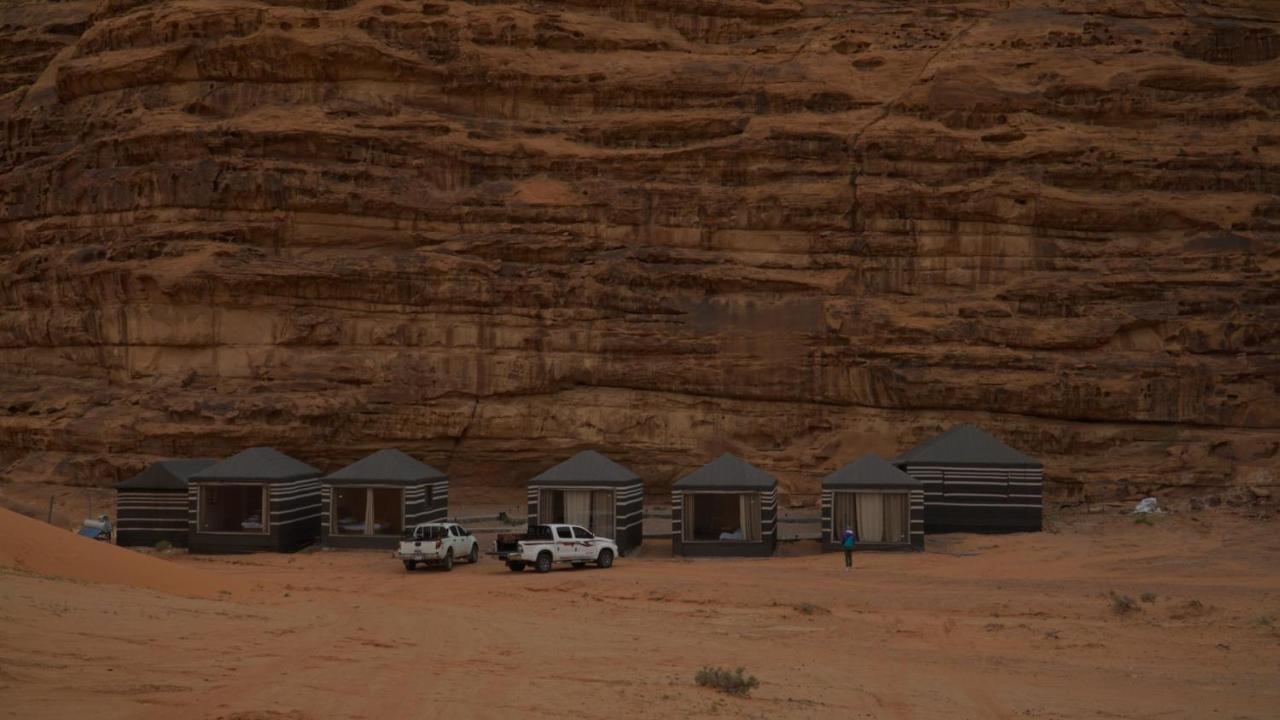 Desert Jewel Camp Ваді-Рам Екстер'єр фото